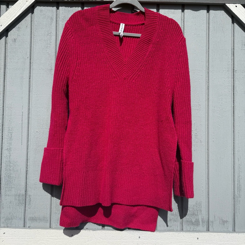 Athleta Hot Pink Oversized V-Neck Sweater Tunic High Low Size Small